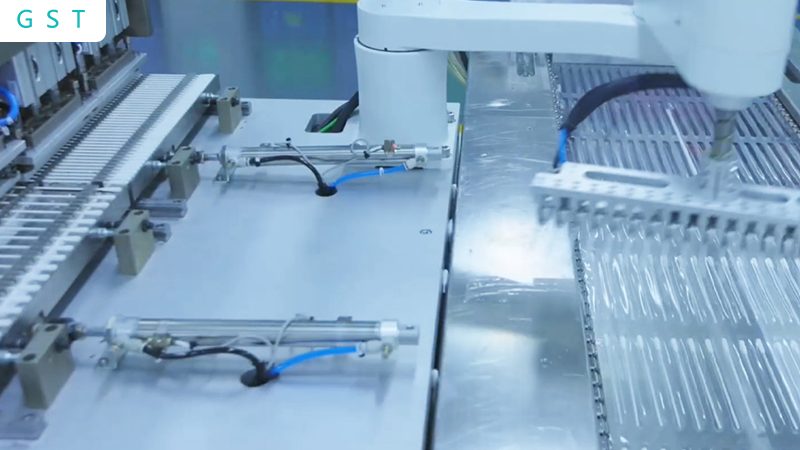 自动码垛机：揭秘其高效码垛原理及选购要点